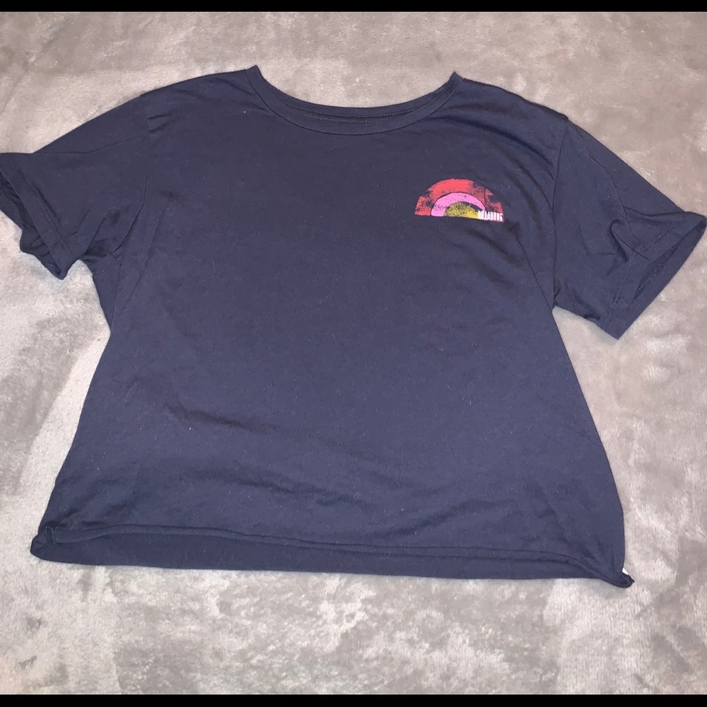 Navy Billabong cropped T shirt